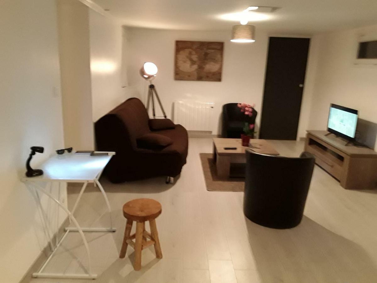 Duc'S House Apartment Frozes Bagian luar foto
